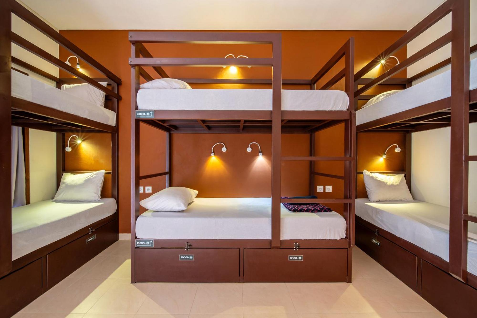 Gelatik Bed And Breakfast Seminyak Buitenkant foto
