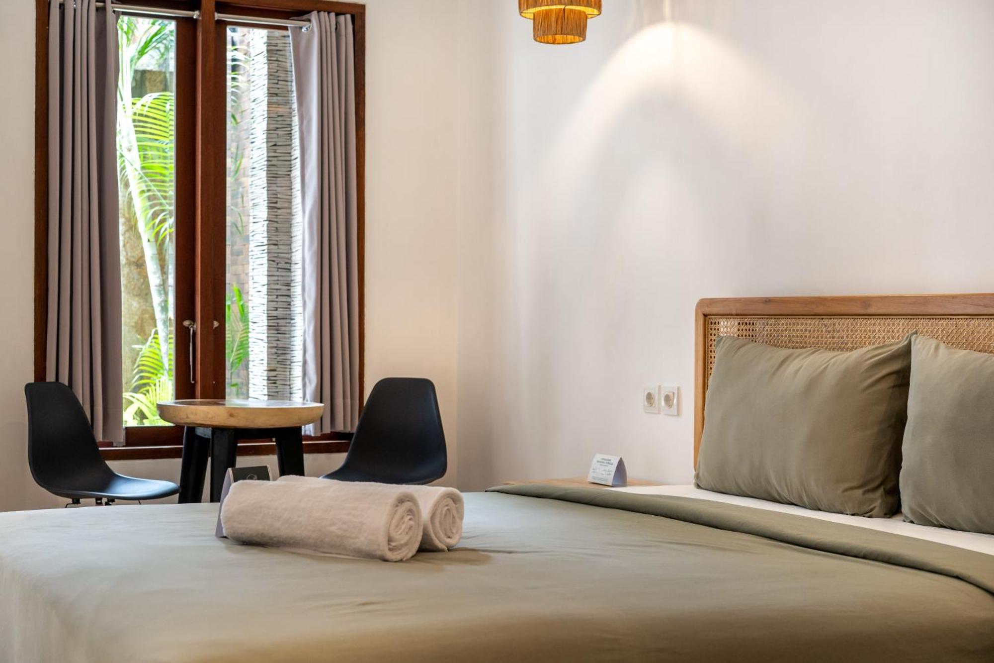 Gelatik Bed And Breakfast Seminyak Buitenkant foto