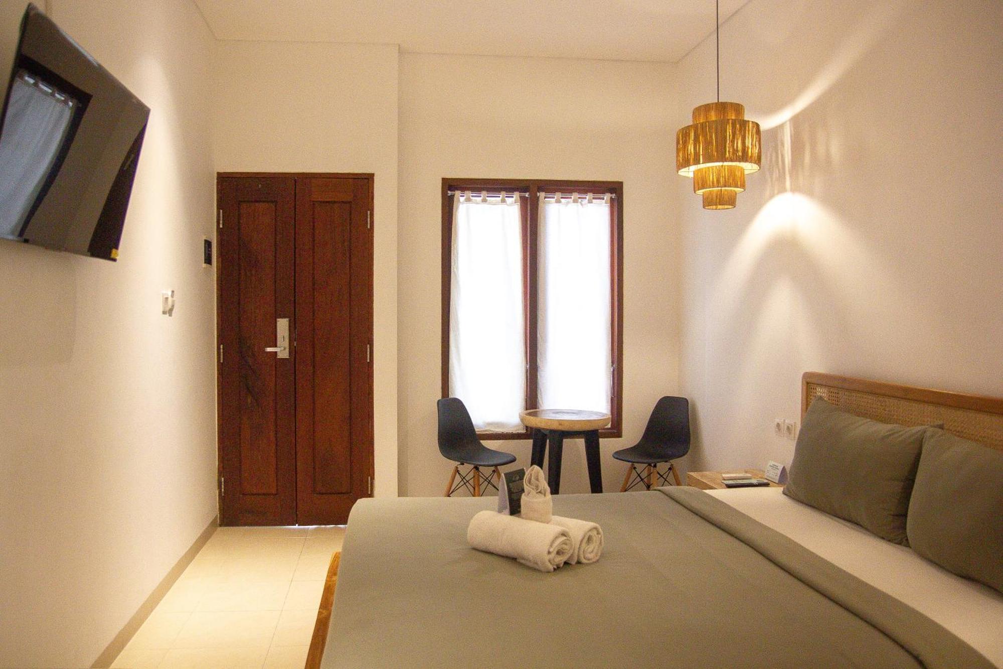 Gelatik Bed And Breakfast Seminyak Buitenkant foto