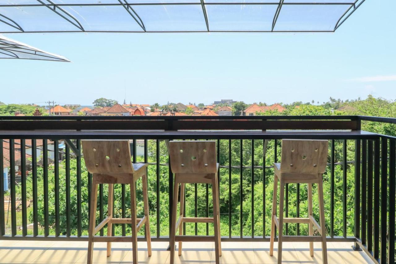 Gelatik Bed And Breakfast Seminyak Buitenkant foto